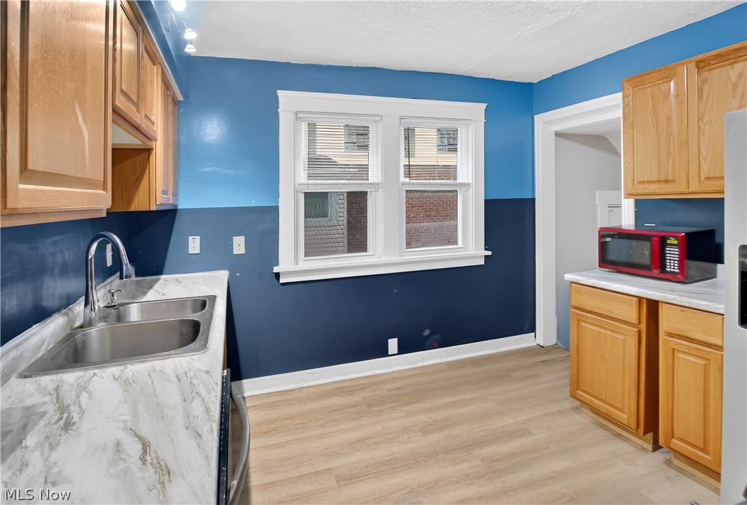 884 Nela View Road Cleveland Heights OH 44112
