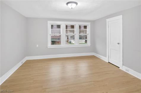 884 Nela View Road Cleveland Heights OH 44112