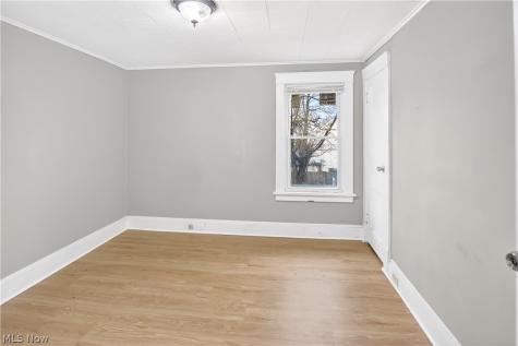 884 Nela View Road Cleveland Heights OH 44112