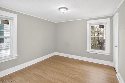 884 Nela View Road Cleveland Heights OH 44112