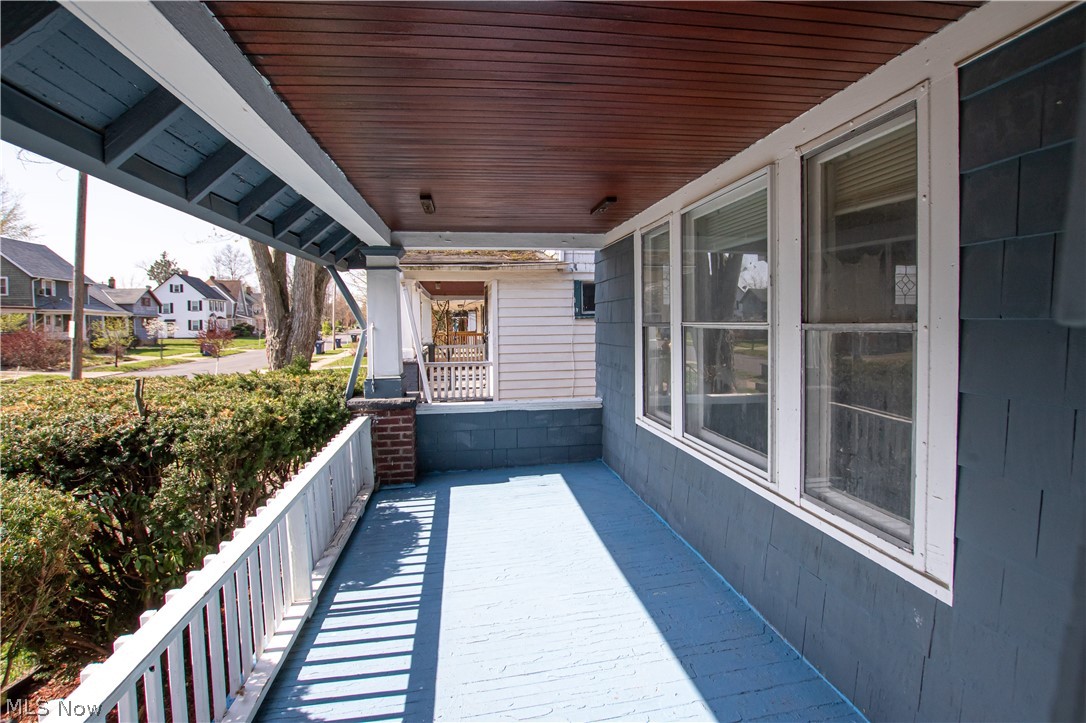 884 Nela View Road Cleveland Heights OH 44112