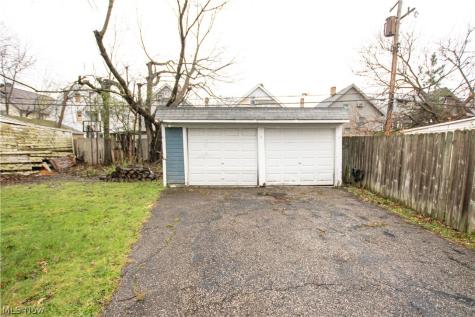 884 Nela View Road Cleveland Heights OH 44112