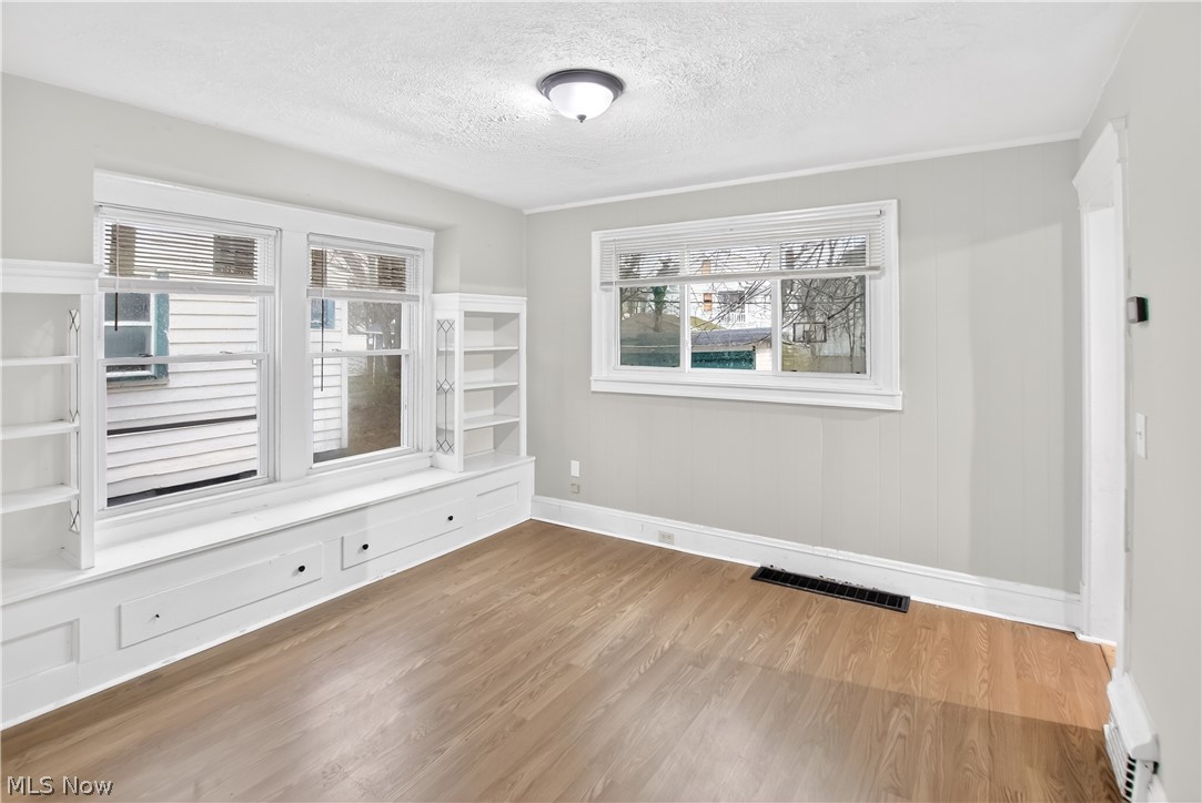 884 Nela View Road Cleveland Heights OH 44112