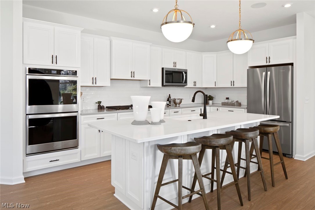 36 Boulder Boulevard Peninsula OH 44264