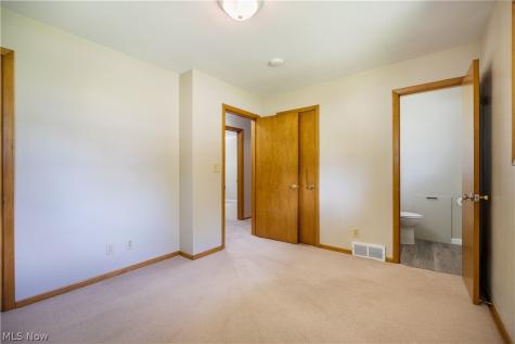 331 Mark Drive Tallmadge OH 44278