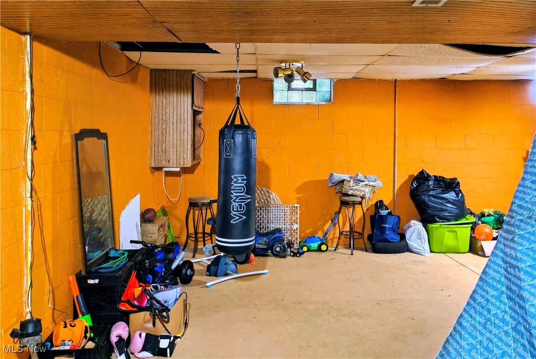 10721 Englewood Avenue Cleveland OH 44108