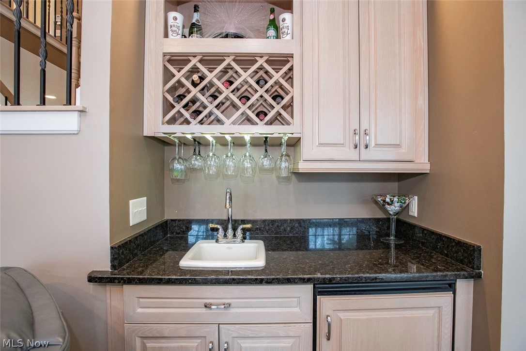 1783 Hawksledge Court Hinckley OH 44233