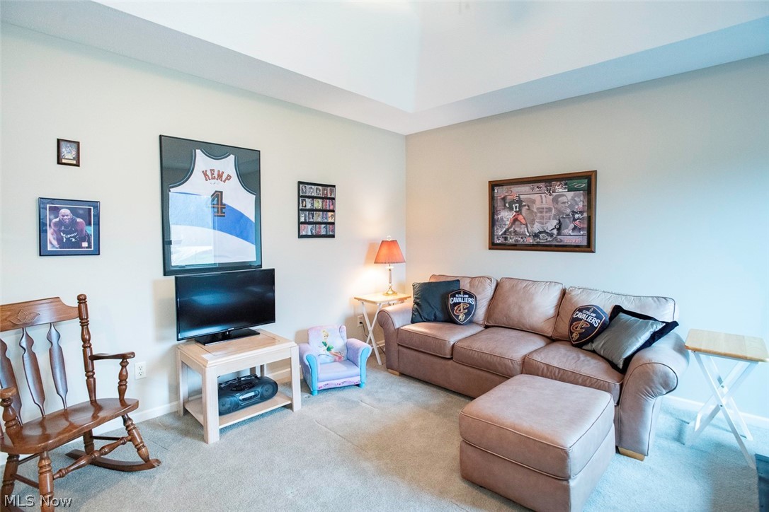 1783 Hawksledge Court Hinckley OH 44233