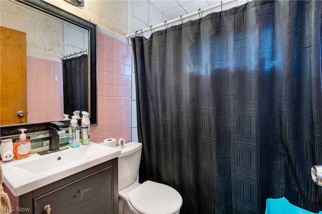 181 N Yorkshire Austintown OH 44515