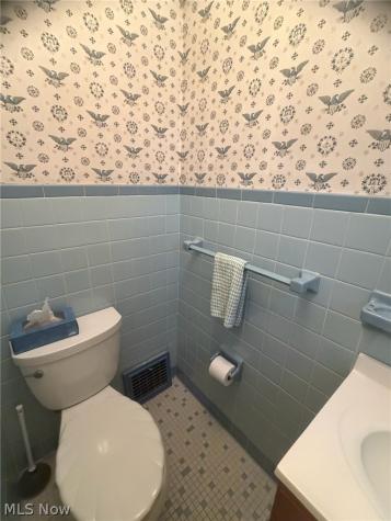 1133 Bellview Street NE Canton OH 44721
