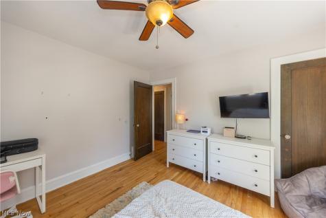 2329 S Taylor Road Cleveland Heights OH 44118