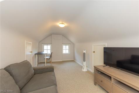 2329 S Taylor Road Cleveland Heights OH 44118