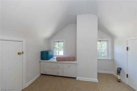 2329 S Taylor Road Cleveland Heights OH 44118
