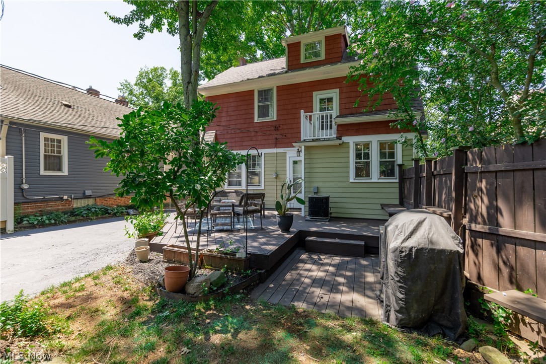 2329 S Taylor Road Cleveland Heights OH 44118