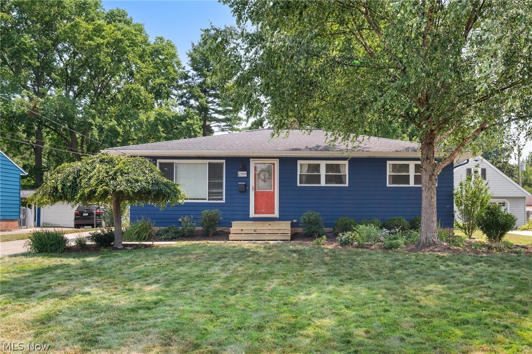23929 Lebern Drive North Olmsted OH 44070