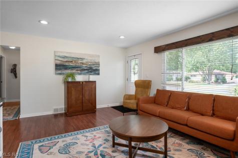 23929 Lebern Drive North Olmsted OH 44070