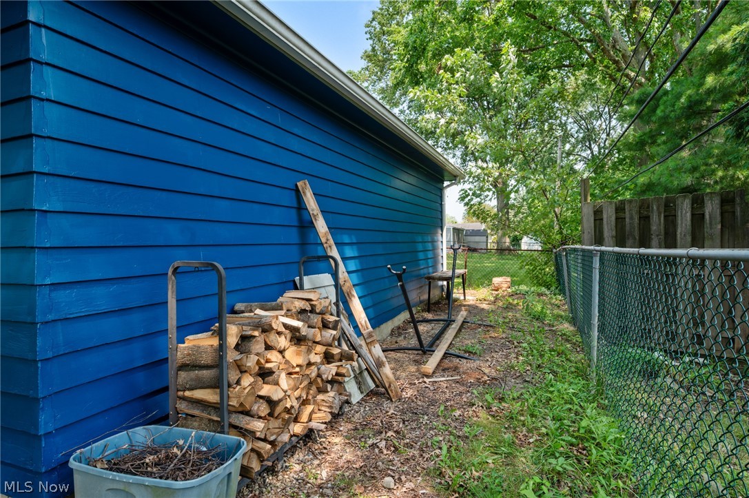 23929 Lebern Drive North Olmsted OH 44070