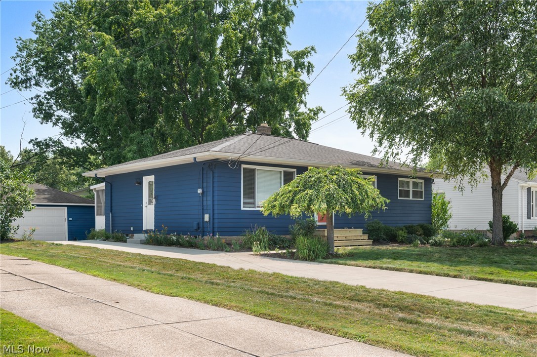 23929 Lebern Drive North Olmsted OH 44070