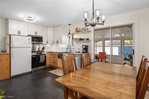 23929 Lebern Drive North Olmsted OH 44070