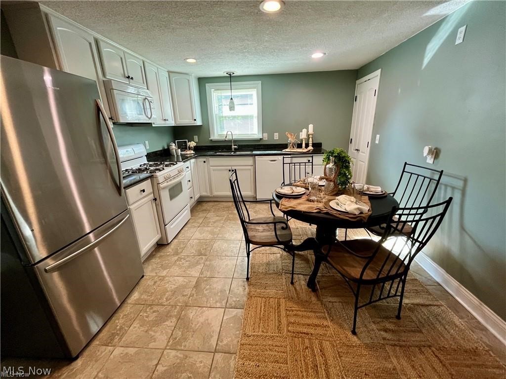 627 Poland Avenue Struthers OH 44471