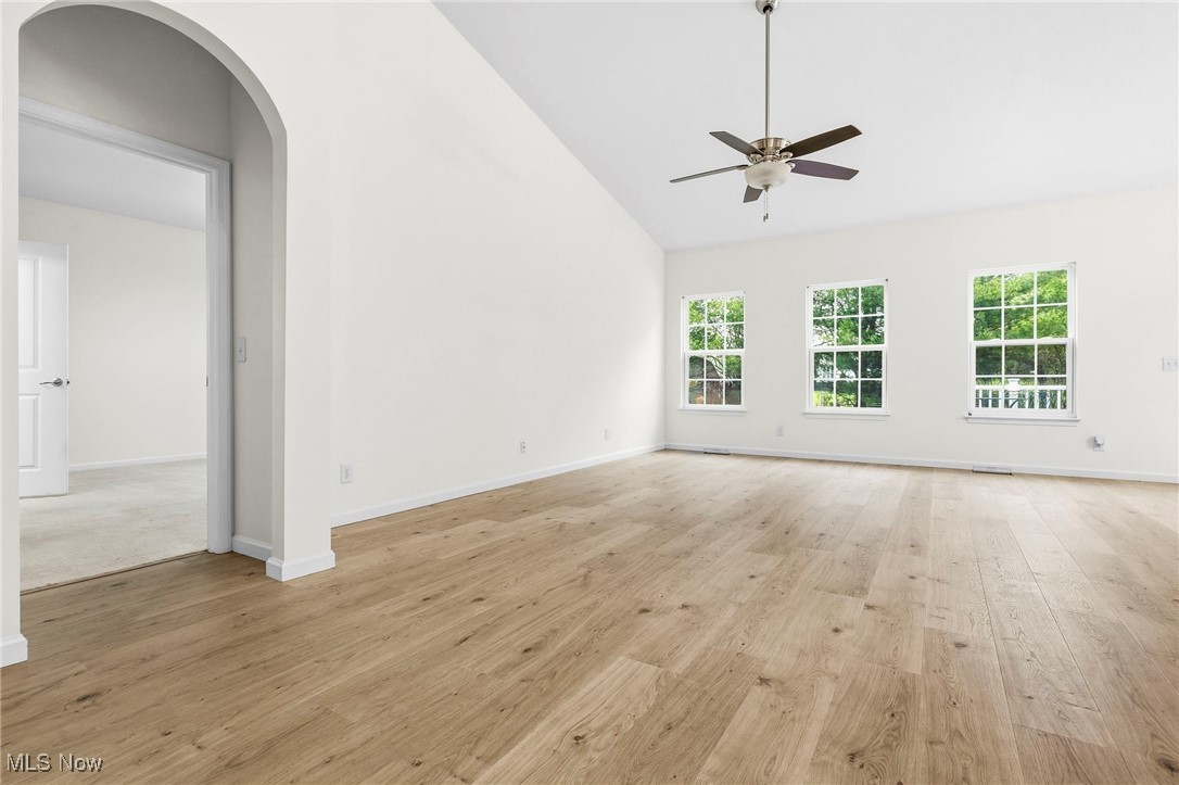 7606 Knollridge Avenue NE Canton OH 44721
