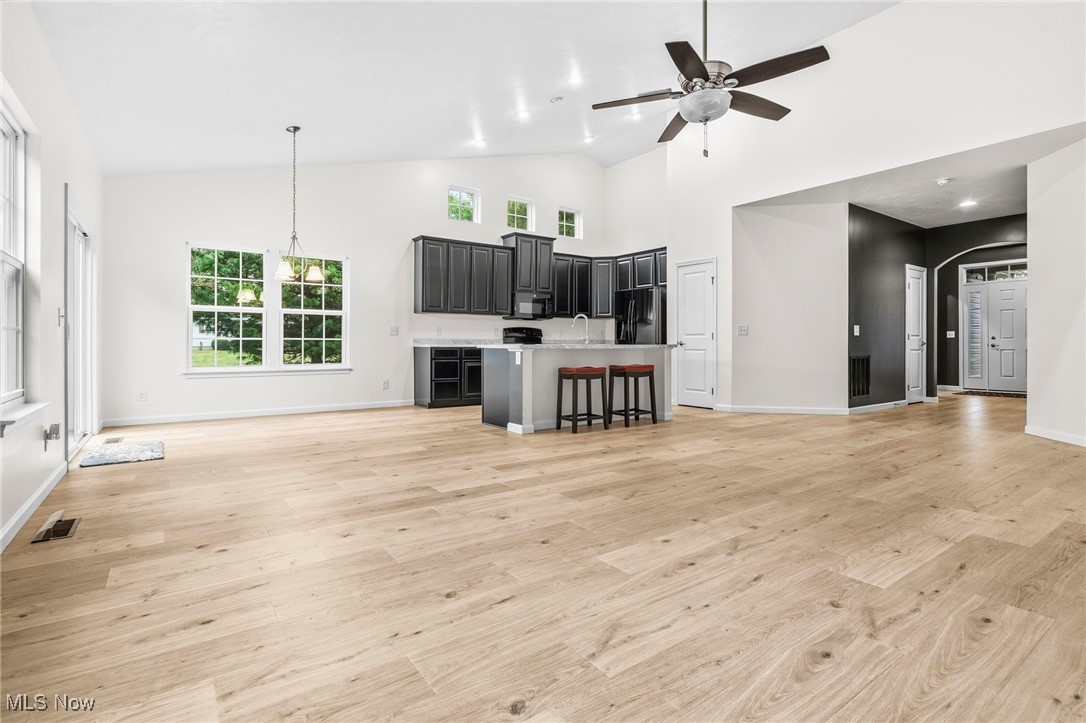 7606 Knollridge Avenue NE Canton OH 44721