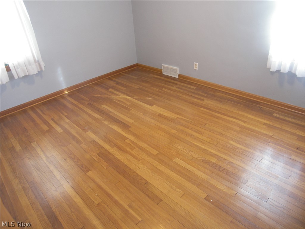 19070 Meredith Avenue Euclid OH 44119
