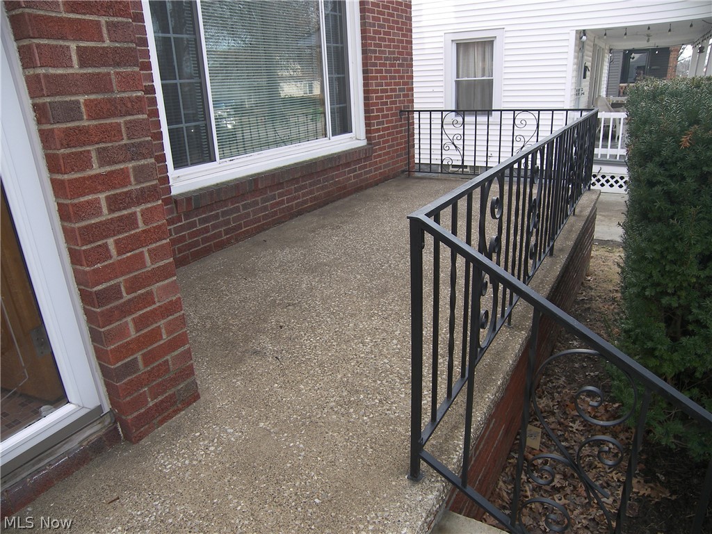 19070 Meredith Avenue Euclid OH 44119