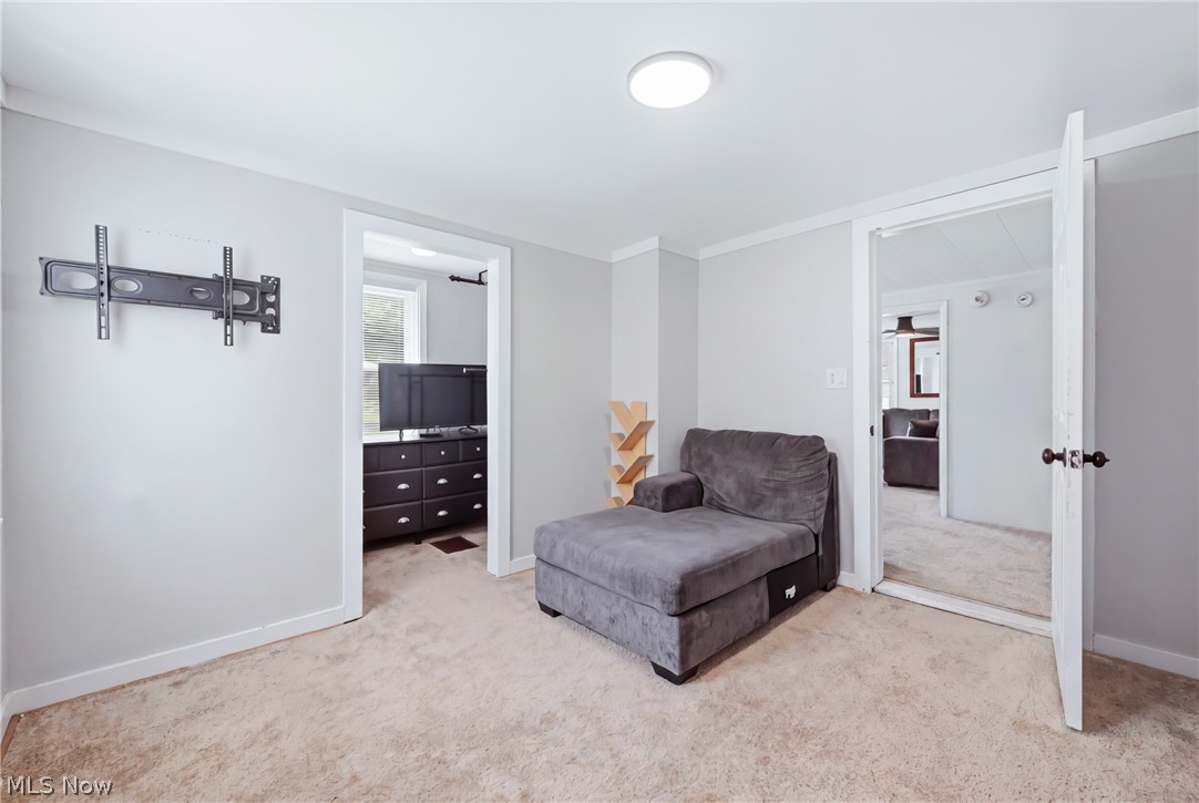556 Champion Avenue E Warren OH 44483