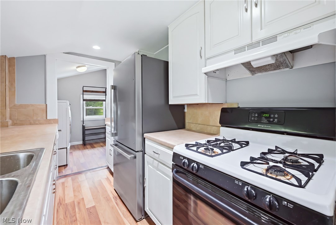 556 Champion Avenue E Warren OH 44483