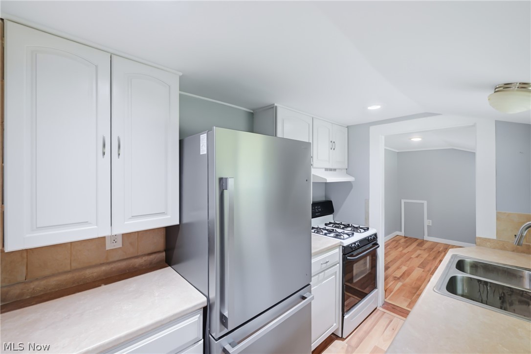 556 Champion Avenue E Warren OH 44483