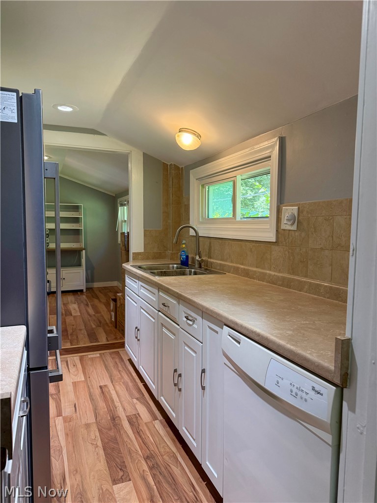 556 Champion Avenue E Warren OH 44483