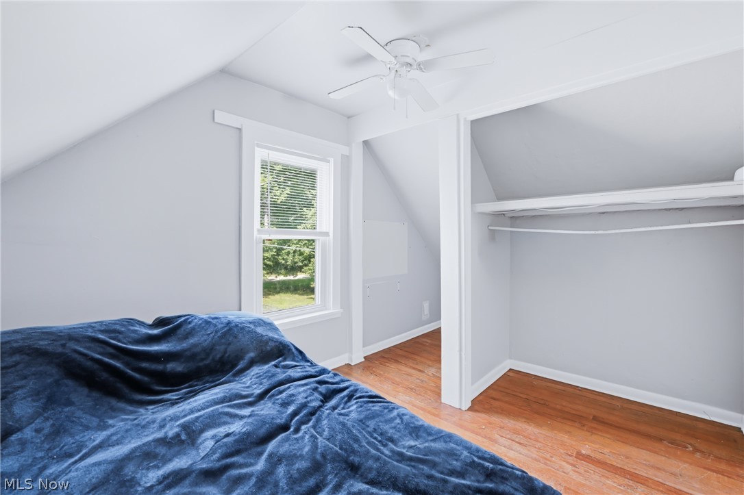 556 Champion Avenue E Warren OH 44483