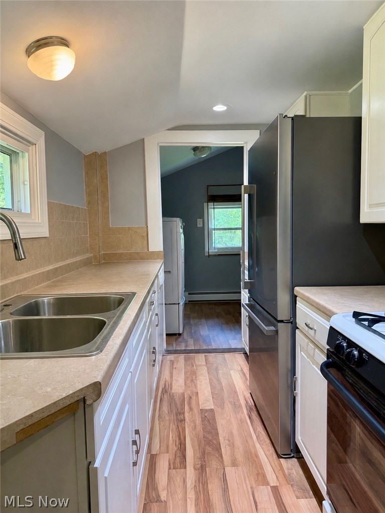 556 Champion Avenue E Warren OH 44483