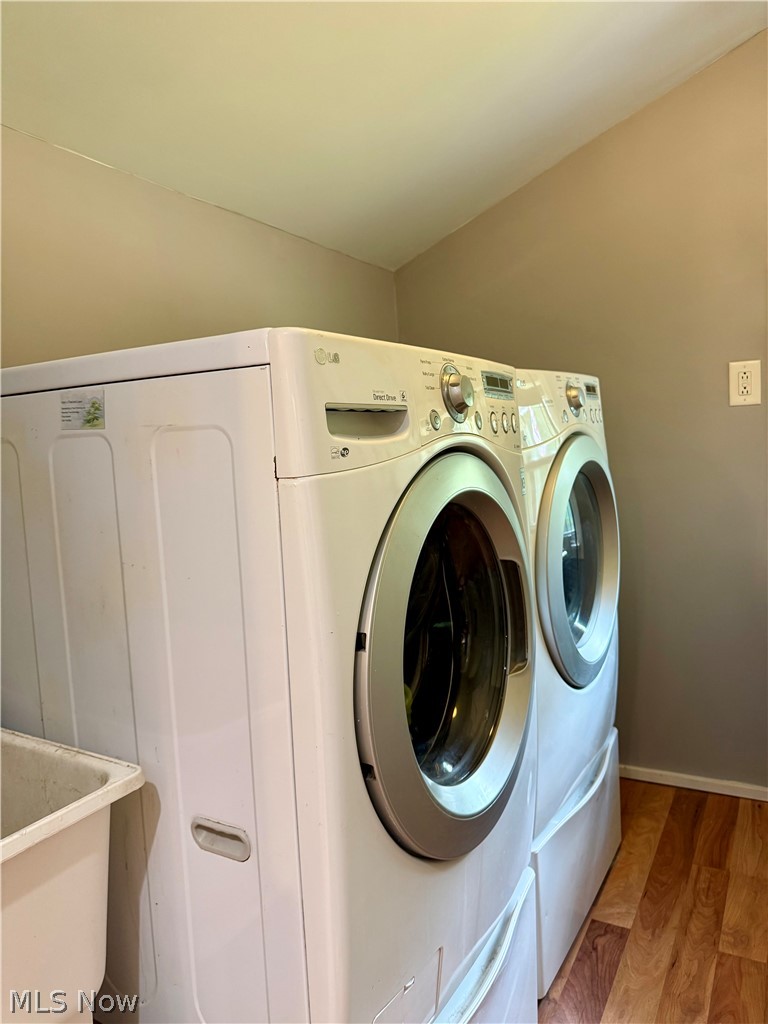 556 Champion Avenue E Warren OH 44483