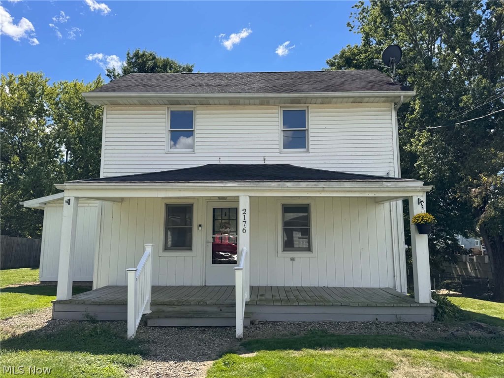 2176 Pine Street SE East Sparta OH 44626