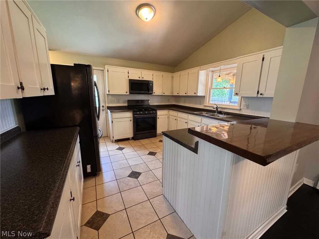 2176 Pine Street SE East Sparta OH 44626