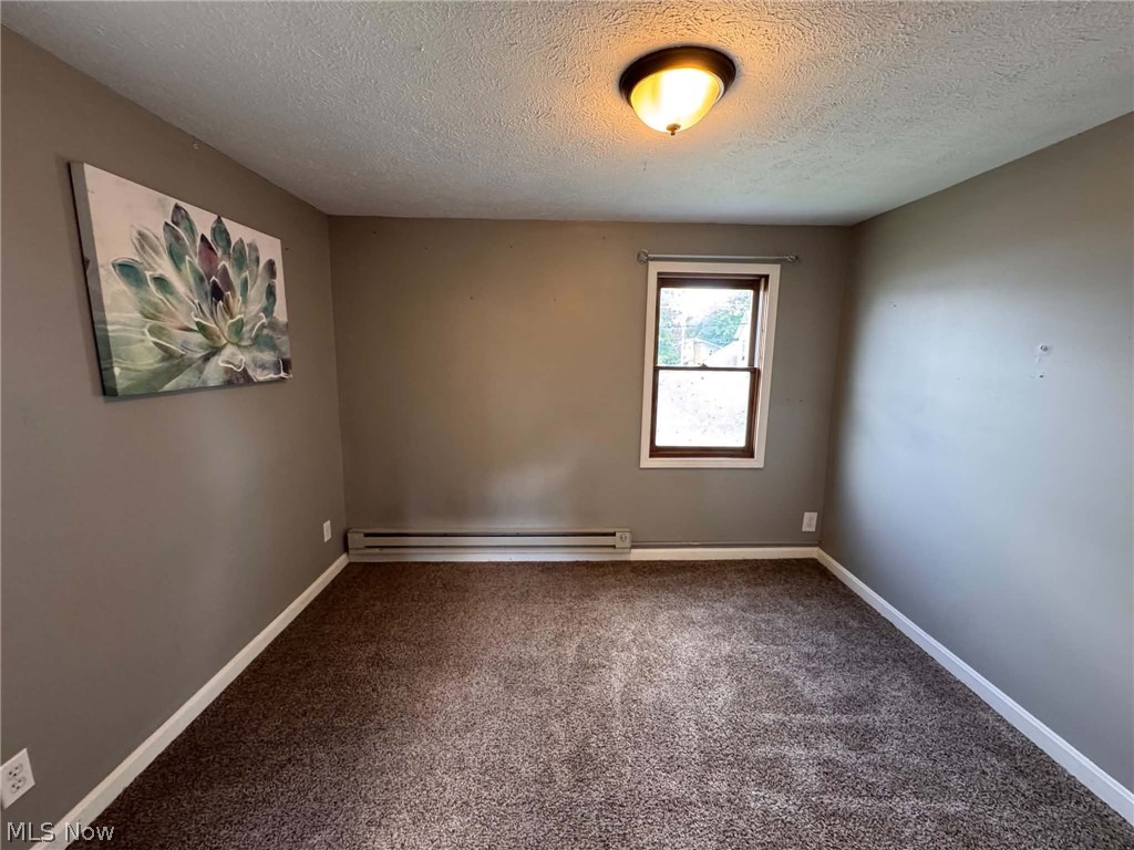 2176 Pine Street SE East Sparta OH 44626