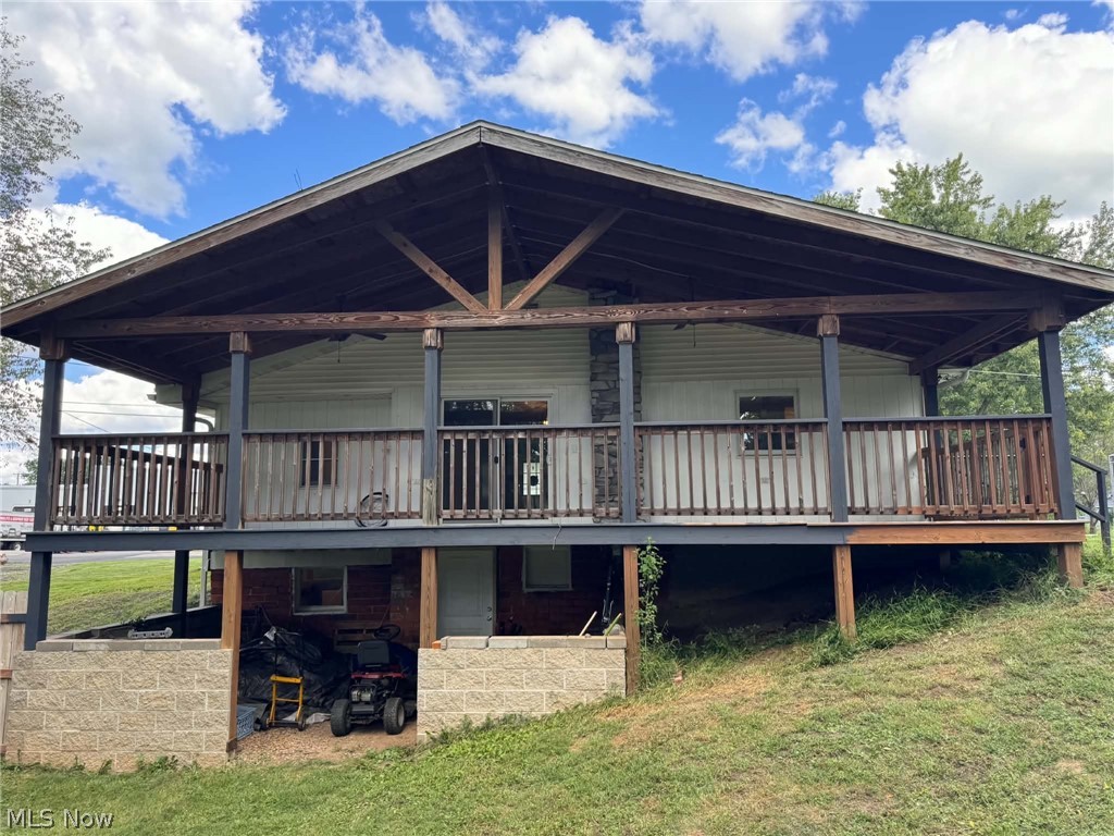 2176 Pine Street SE East Sparta OH 44626