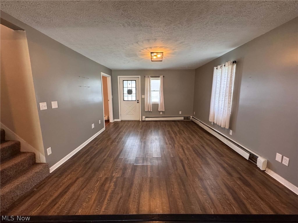 2176 Pine Street SE East Sparta OH 44626