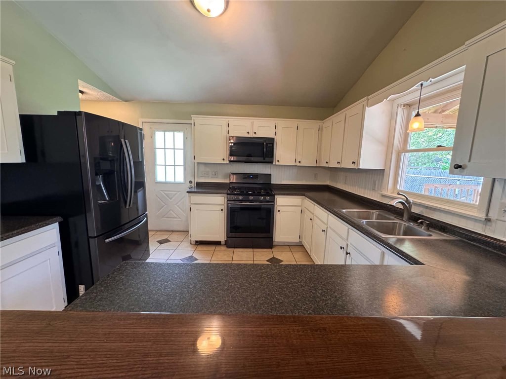 2176 Pine Street SE East Sparta OH 44626