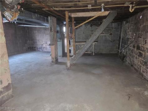 732 Kendall Avenue Steubenville OH 43952