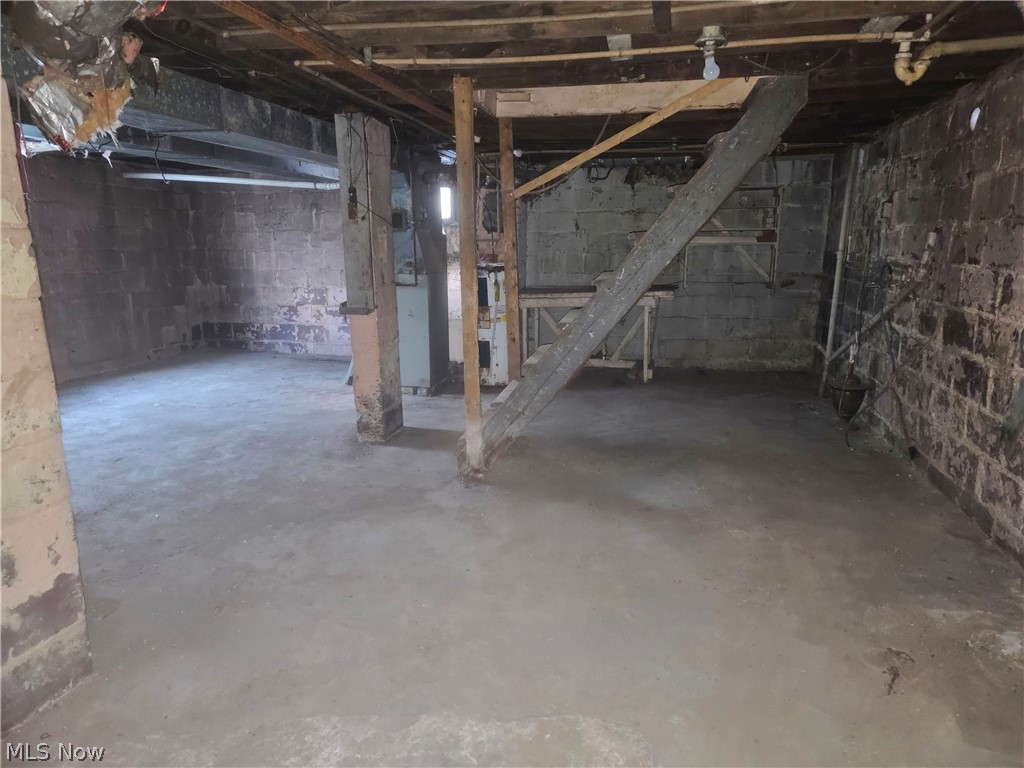 732 Kendall Avenue Steubenville OH 43952