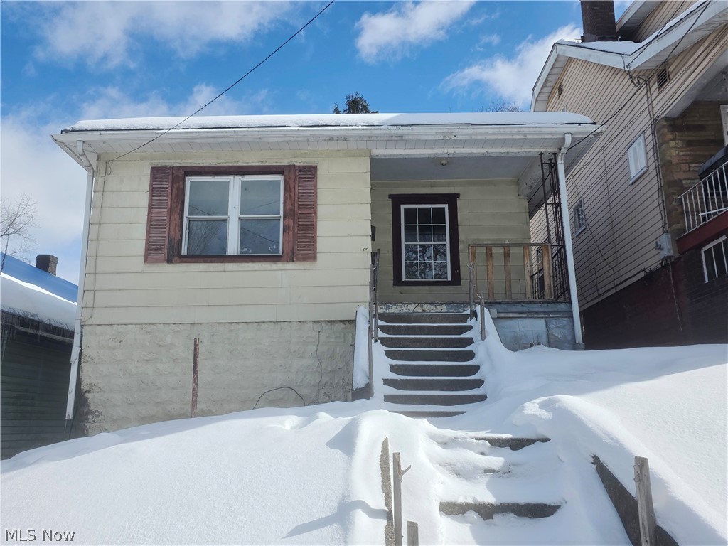 732 Kendall Avenue Steubenville OH 43952