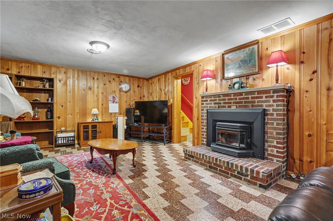 370 Kimberly Road Akron OH 44313