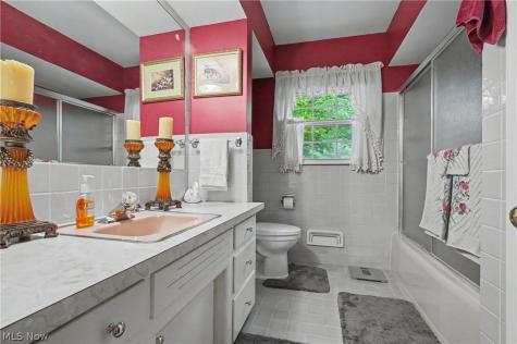 370 Kimberly Road Akron OH 44313