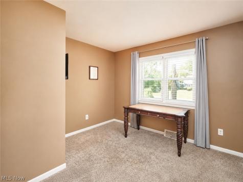 251 Schocalog Road Akron OH 44313