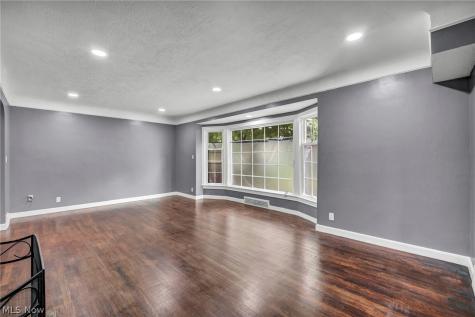3012 Keswick Road Cleveland OH 44120