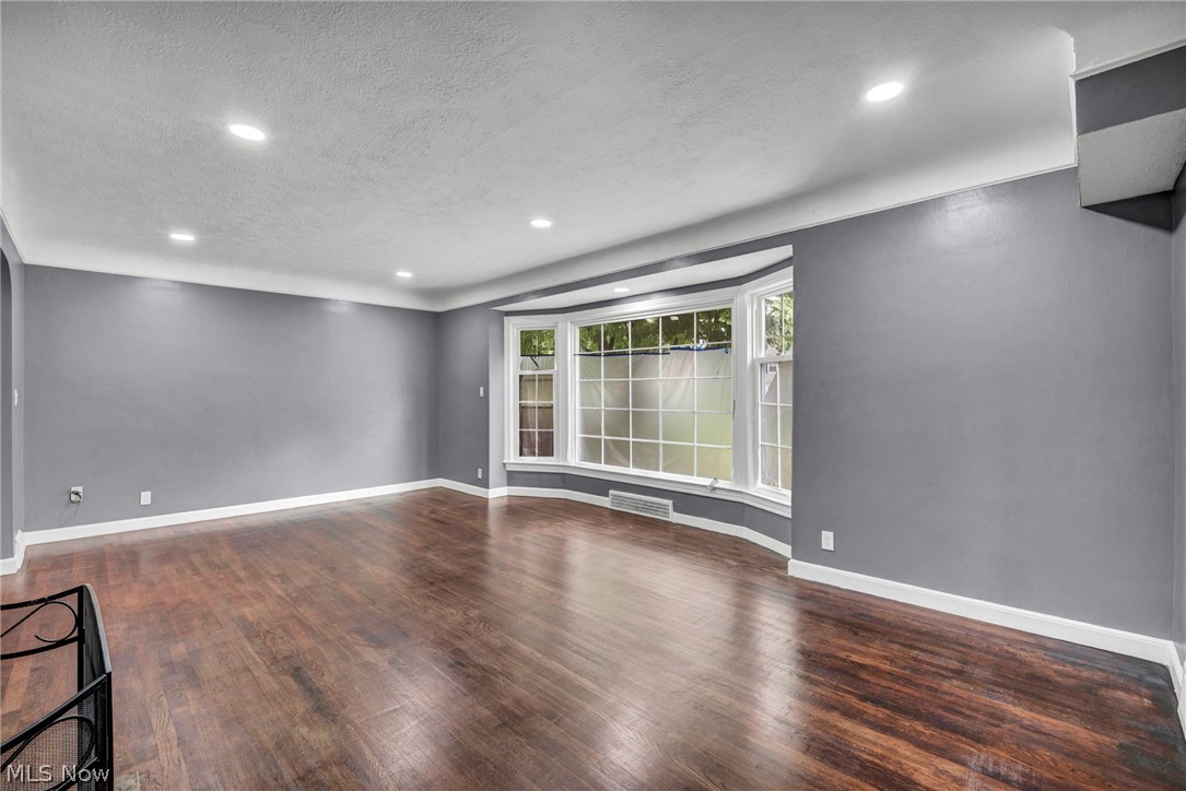 3012 Keswick Road Cleveland OH 44120