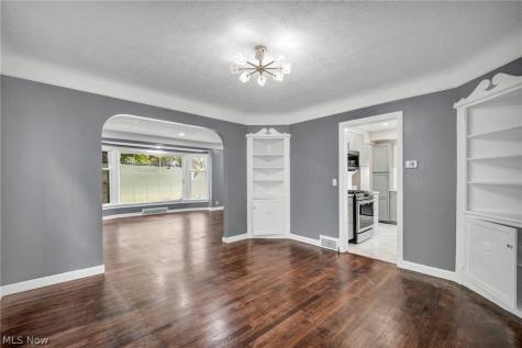 3012 Keswick Road Cleveland OH 44120